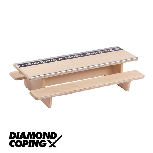 Blackriver Picnic Table - Full with Diamond Coping