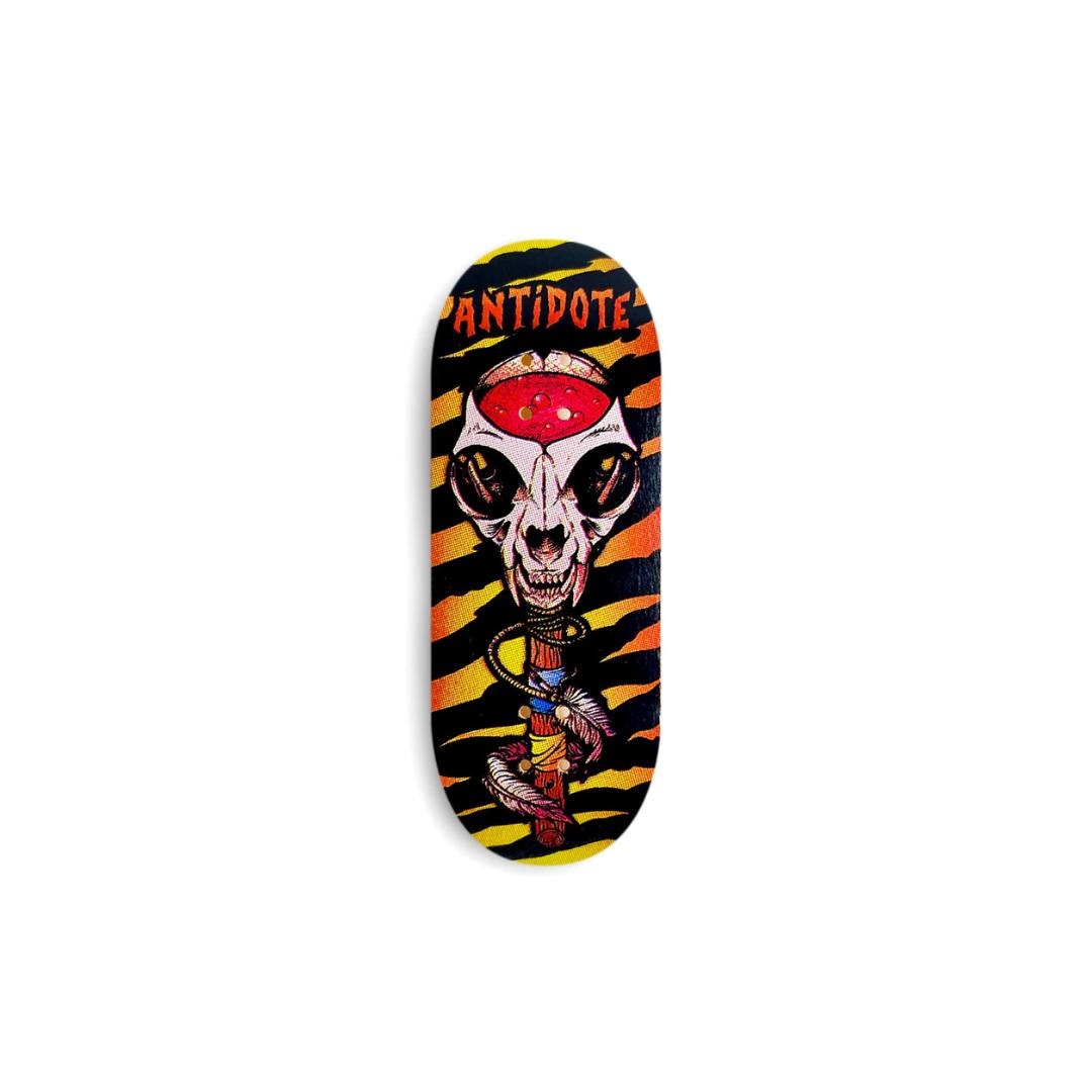 Antidote - Cast Skull 32mm Fingerboard