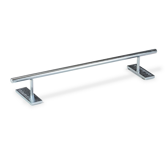 Blackriver Iron-Rail Round Low Silver