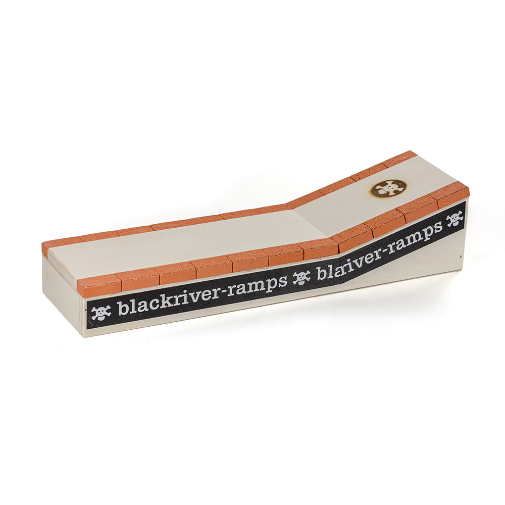 Blackriver Ramps Fingerboard Brick Curb